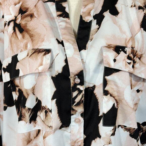 Calvin Klein SZ 1X-Large Top Floral Long Roll-Tab Sleeve Pocket V-Neck Button-Up - Picture 3 of 12